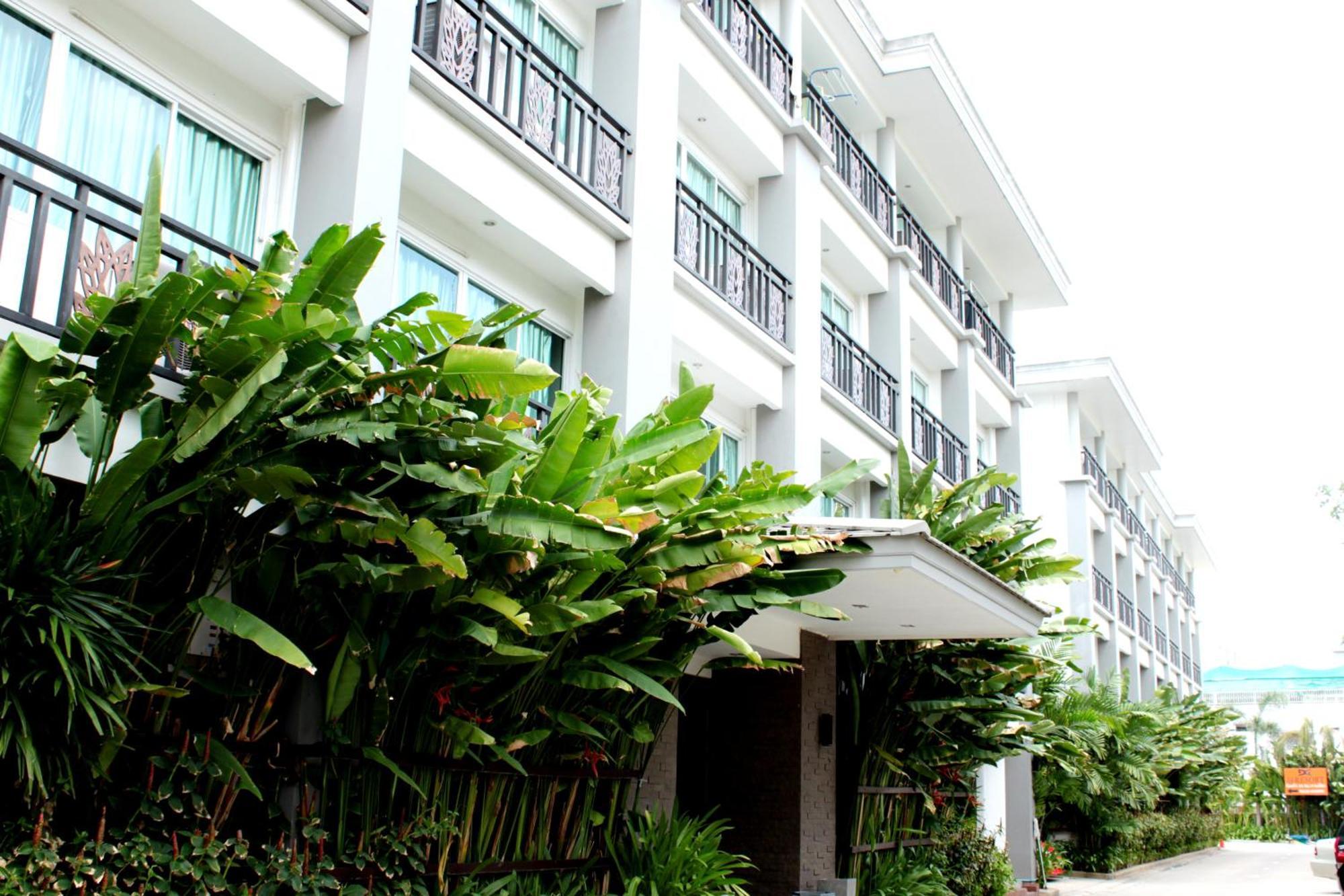 14 Resort Bangkok Buitenkant foto
