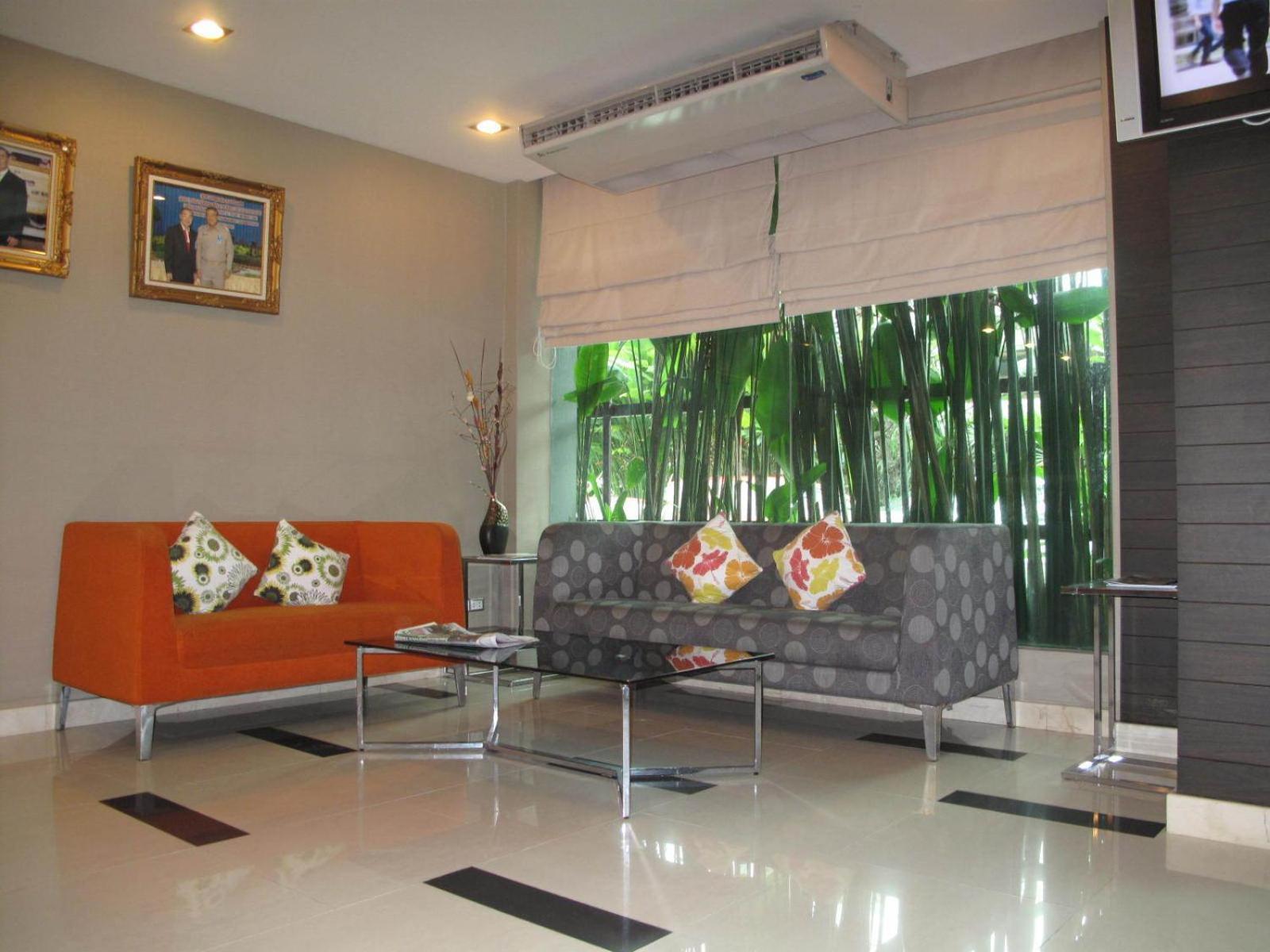 14 Resort Bangkok Buitenkant foto